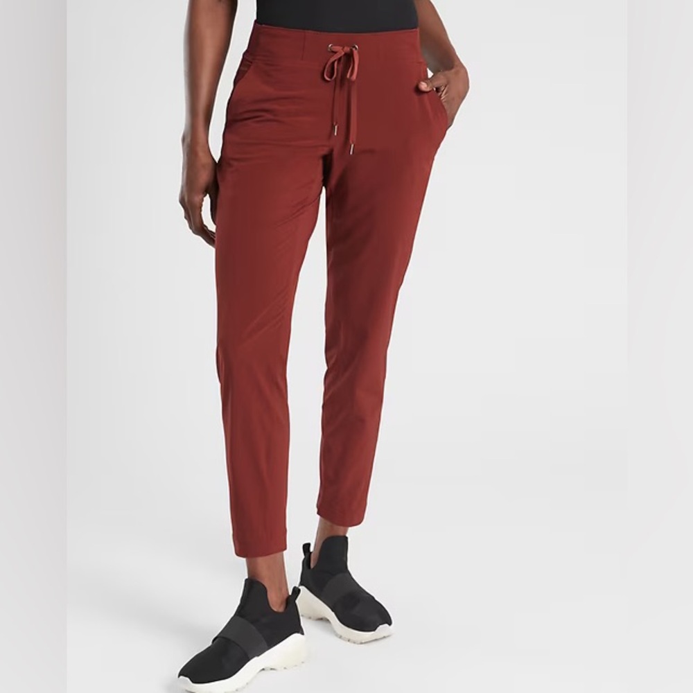 Athleta Women's Midtown Lightweight Athleisure Ankle Pant in Dried Cinnamon